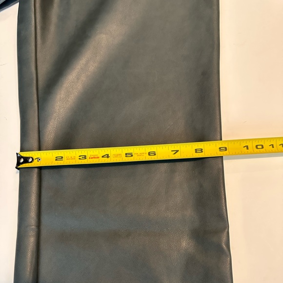 7 For All Mankind Faux Leather Pants NWT - Picture 13 of 14